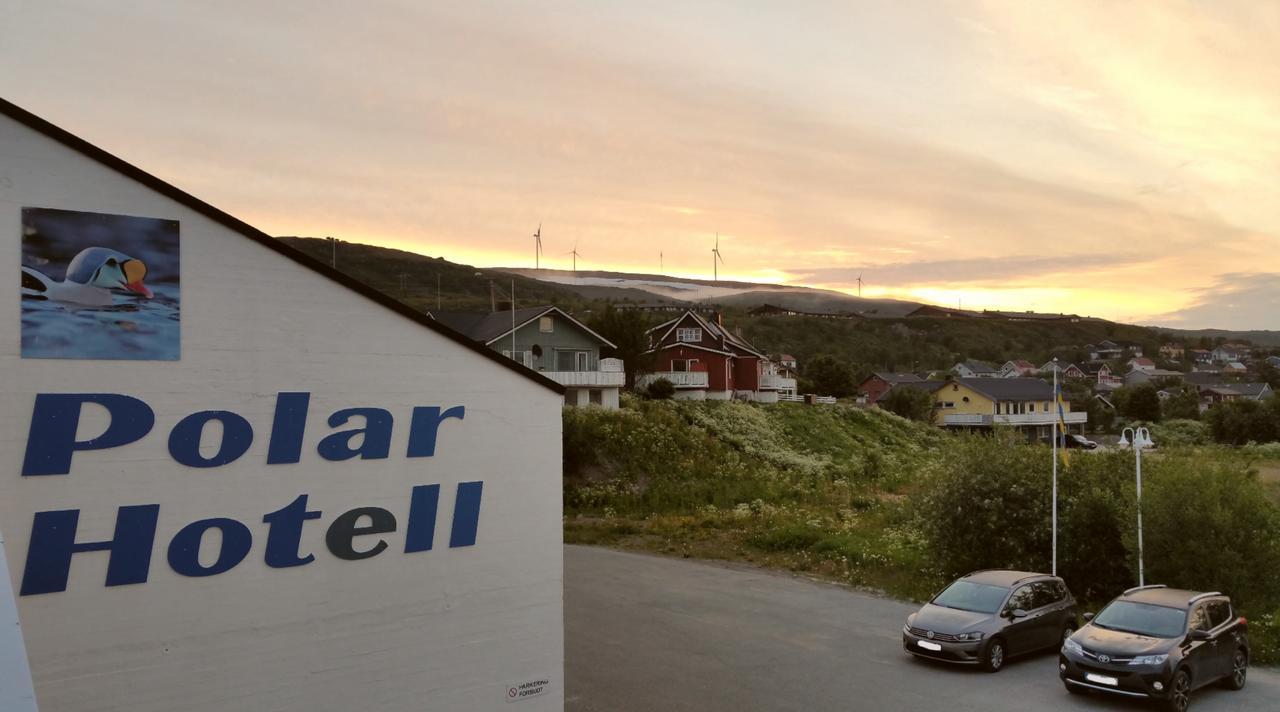 Batsfjord Polar Hotell Buitenkant foto